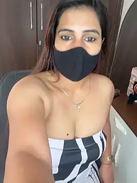Snapshot of Sexy_Madhuri_Bhabhi chatting on March 10, 6:18 am Sexy Madhuri Bhabhi online show from March 10, 6:18 am