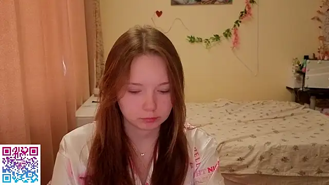 boozekirs  online show from May 18, 4:07 am