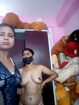 Snapshot of sxe983616 chatting on February 24, 6:58 pm sxe983616 online show from February 24, 6:58 pm