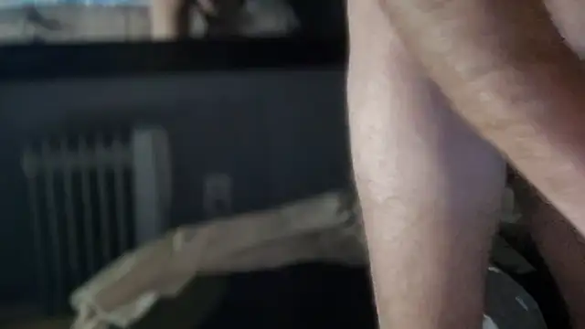 Snapshot of DominantDong chatting on October 24, 12:23 pm DominantDong online show from October 24, 12:23 pm