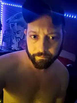 Snapshot of Cummaker69 chatting on March 3, 3:19 am Cummaker69 online show from March 3, 3:19 am