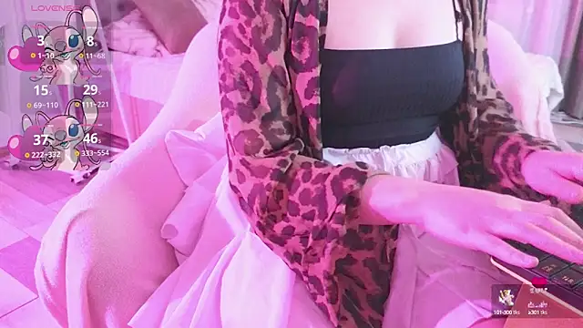 baby debbie online show from October 7, 9:01 pm