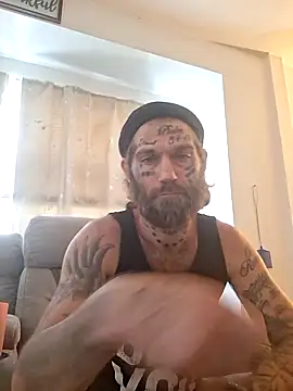 AmerikanDadd317 online show from March 27, 7:13 pm