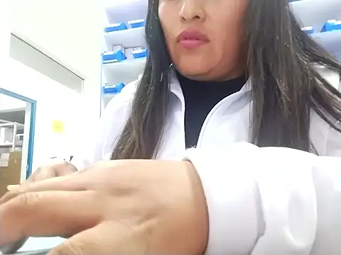 Snapshot of Lobitasexiii chatting on October 11, 4:44 am Lobitasexiii online show from October 11, 4:44 am