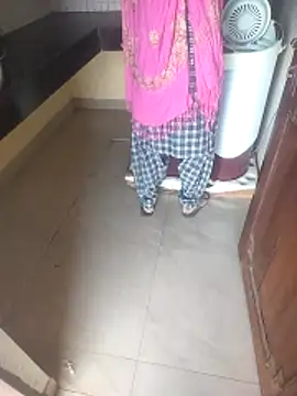 indian couple4 online show from December 16, 9:03 am