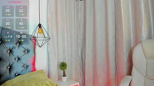 iiangel  online show from October 19, 5:41 am