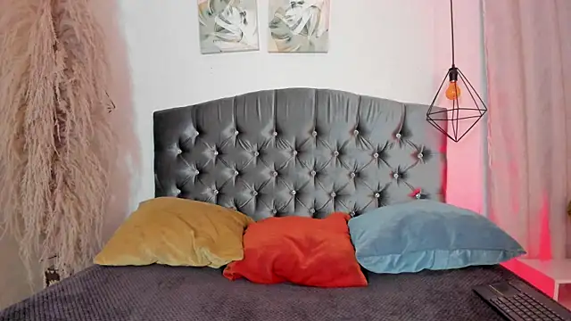 iiangel  online show from October 24, 3:58 am