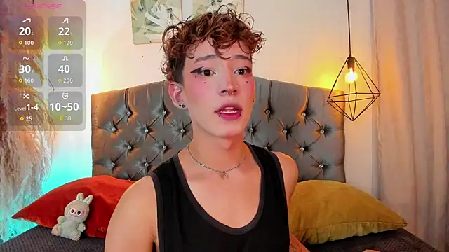 iiangel  online show from October 29, 3:20 am