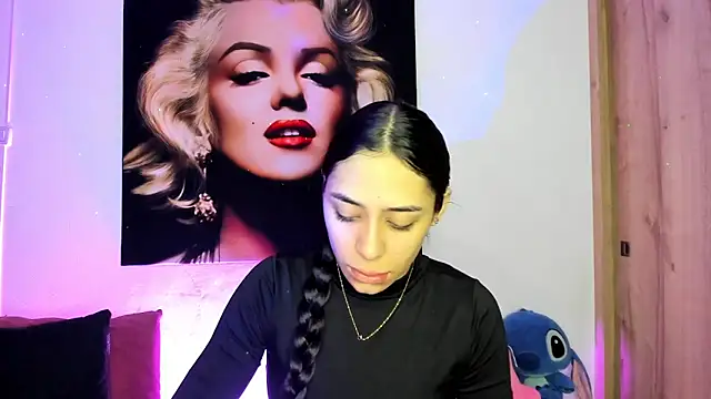 TANIA 06 online show from November 17, 1:17 pm