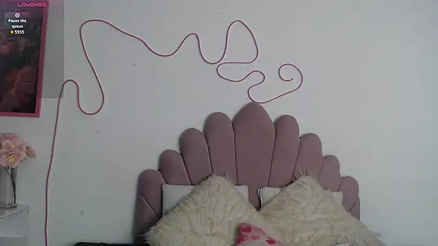 emily-777 online show from September 17, 10:44 pm