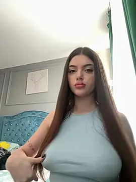 Snapshot of NaomiMulan chatting on February 19, 12:55 pm NaomiMulan online show from February 19, 12:55 pm