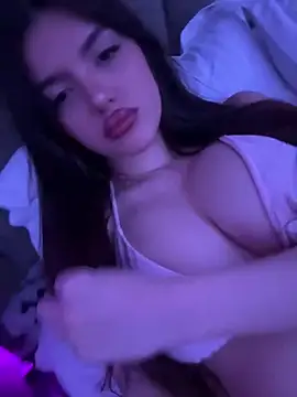 Snapshot of NaomiMulan chatting on March 2, 12:20 am NaomiMulan online show from March 2, 12:20 am