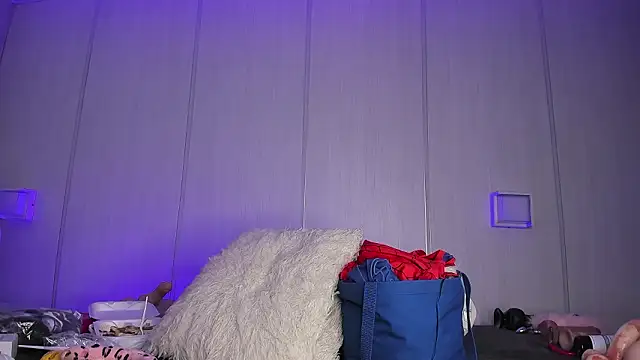 Snapshot of sasha_riverss chatting on March 14, 7:41 pm sasha riverss online show from March 14, 7:41 pm