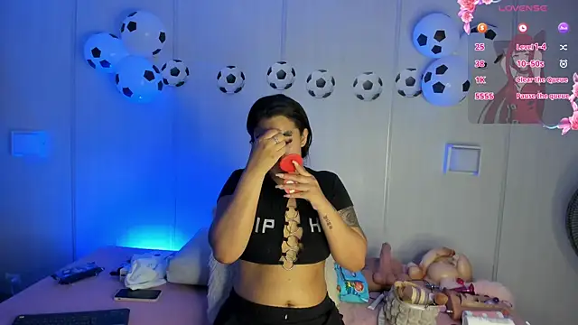 sasha riverss online show from July 9, 7:40 pm