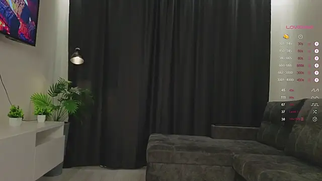 Nerdy Amy online show from September 27, 3:39 pm