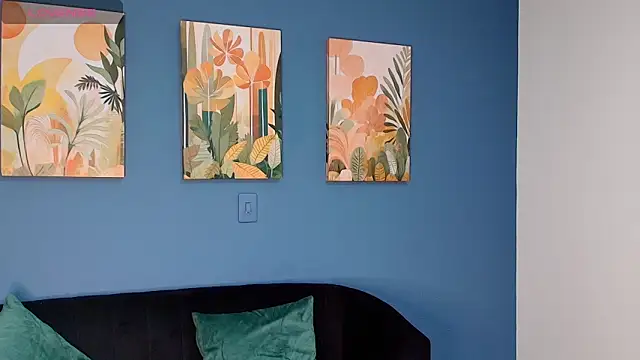 Snapshot of Zamira_Taylor chatting on October 15, 11:27 pm Zamira Taylor online show from October 15, 11:27 pm