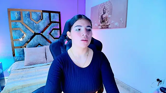 Snapshot of Zamira_Taylor chatting on November 4, 7:35 pm Zamira Taylor online show from November 4, 7:35 pm