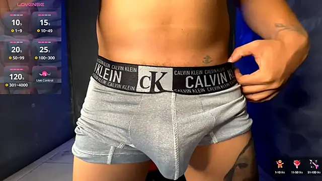 jeffvalemtino online show from October 2, 11:01 pm