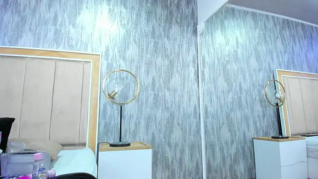 NahomyCarther online show from September 18, 3:41 am