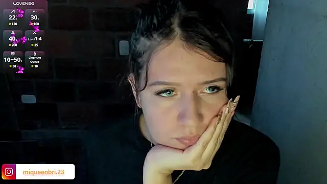 brii69 online show from February 28, 11:01 pm