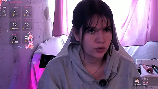 brii69 online show from October 9, 3:54 pm