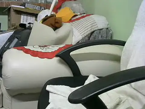 Snapshot of calme_odl1 chatting on January 17, 8:34 am calme odl1 online show from January 17, 8:34 am