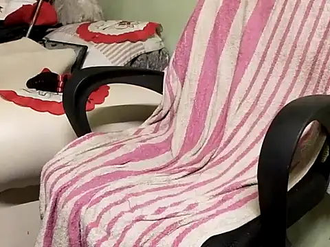 Snapshot of calme_odl1 chatting on March 8, 5:01 pm calme odl1 online show from March 8, 5:01 pm