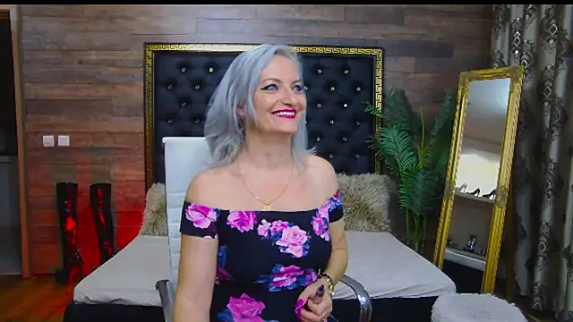 LadyTouch online show from February 1, 4:03 am