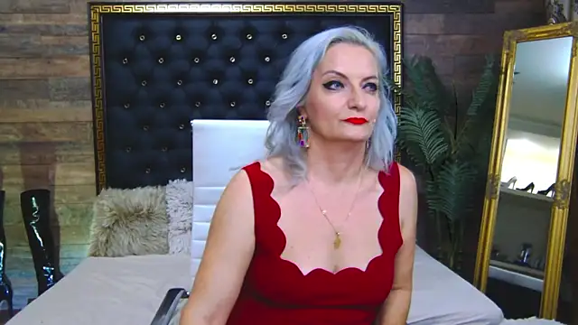 LadyTouch online show from February 4, 7:44 pm