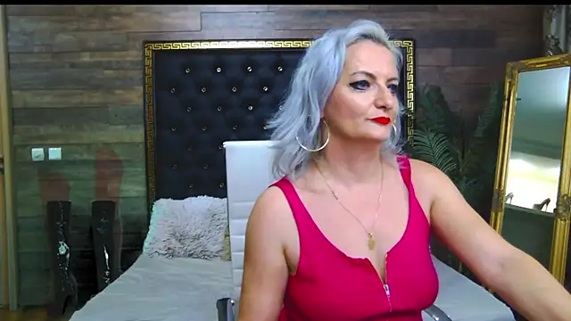 LadyTouch online show from February 12, 8:27 am