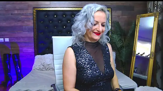 LadyTouch online show from March 2, 1:15 am