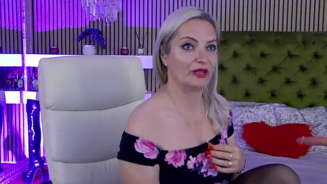 LadyTouch online show from May 7, 5:40 pm