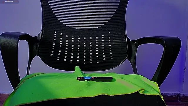 Donathoo1 online show from March 17, 5:16 pm