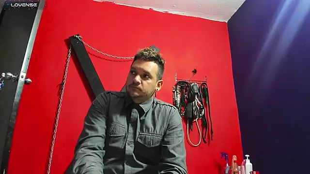 Snapshot of BDSM_SUBMISSION3 chatting on February 21, 12:38 am BDSM SUBMISSION3 online show from February 21, 12:38 am