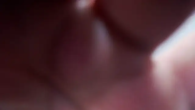 Snapshot of EngelCristaly chatting on October 25, 5:59 am EngelCristaly online show from October 25, 5:59 am