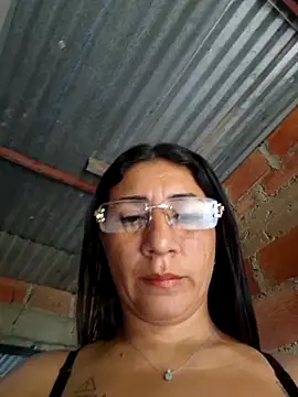 hot veteran01 online show from June 8, 9:15 pm