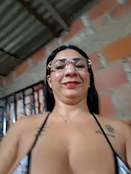 hot veteran01 online show from July 6, 10:45 am