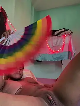 Snapshot of homemtranssaymo chatting on February 22, 7:47 pm homemtranssaymo online show from February 22, 7:47 pm