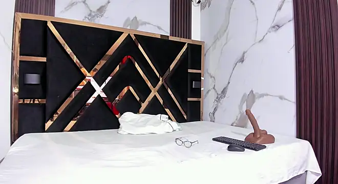 zara smitt online show from October 8, 11:19 am