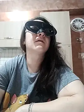 Snapshot of Dolcecurvy chatting on October 22, 9:25 pm Dolcecurvy online show from October 22, 9:25 pm