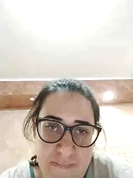 Snapshot of Dolcecurvy chatting on November 13, 10:30 pm Dolcecurvy online show from November 13, 10:30 pm