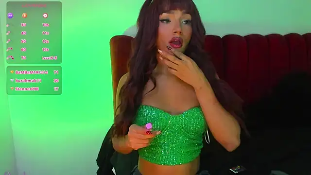 Snapshot of Reinalola chatting on February 10, 12:15 am Reinalola online show from February 10, 12:15 am