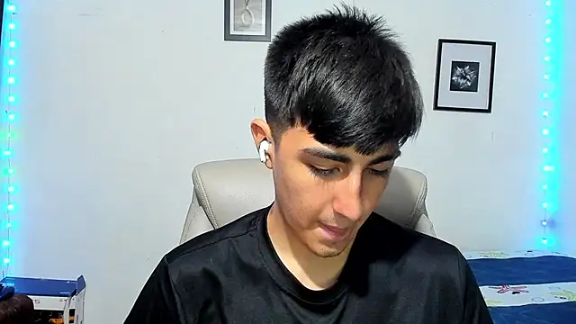 babymaik online show from November 17, 5:24 am