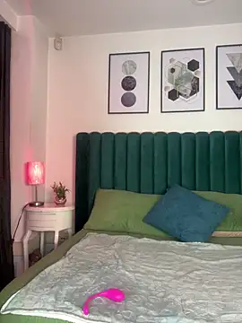 Tyla Ks online show from March 1, 7:26 pm