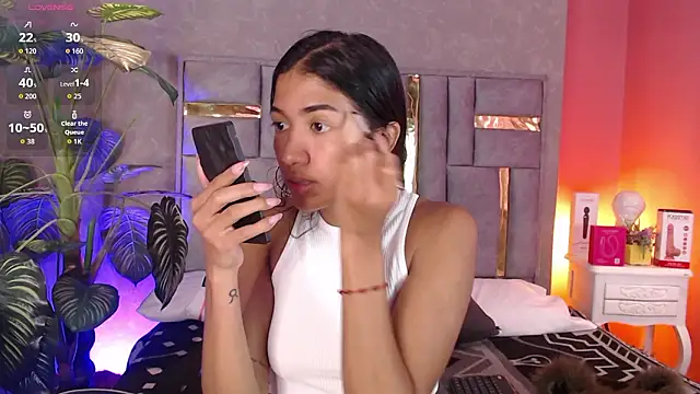 Tyla Ks online show from February 2, 7:56 pm