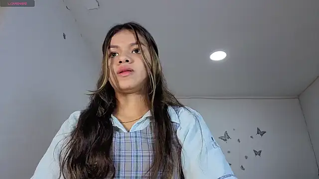 Snapshot of sophia_ramirez12 chatting on October 18, 1:19 am sophia ramirez12 online show from October 18, 1:19 am