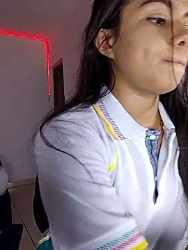 Snapshot of sophia_ramirez12 chatting on October 27, 11:52 pm sophia ramirez12 online show from October 27, 11:52 pm