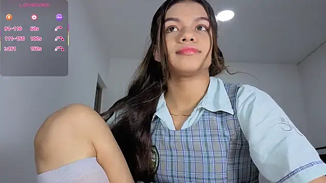 Snapshot of sophia_ramirez12 chatting on November 13, 12:09 am sophia ramirez12 online show from November 13, 12:09 am