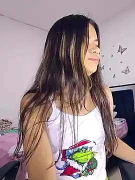 Snapshot of sophia_ramirez12 chatting on December 13, 9:31 pm sophia ramirez12 online show from December 13, 9:31 pm