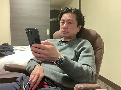 Snapshot of masato1115aa chatting on April 10, 9:03 am masato1115aa online show from April 10, 9:03 am